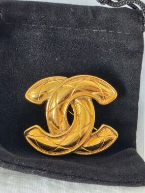 Authentic Chanel CC Gold Logo Brooch